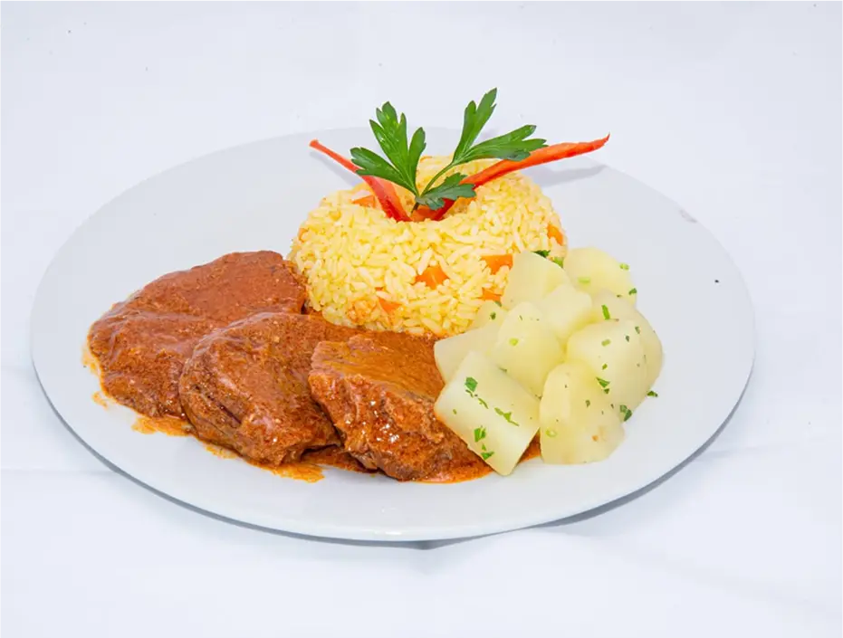 plato peruano con arroz